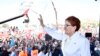 İyi Parti Genel Başkanı Meral Akşener Kocatepe'de halka seslendi.