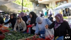 VOA Türkçe'nin konuştuğu kadınlar, belediyelerin kadınlara yönelik hizmetlerinin yetersiz olduğu görüşünde. 